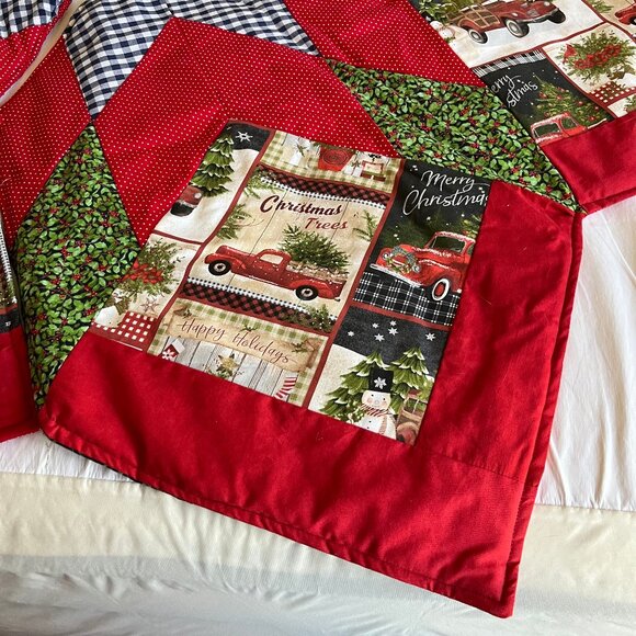 Handmade Christmas Tree Skirt 58x58 - Picture 4 of 9